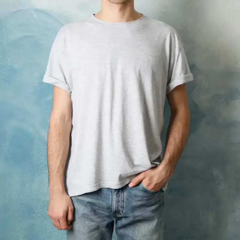 側縫錐形剪裁 T 恤